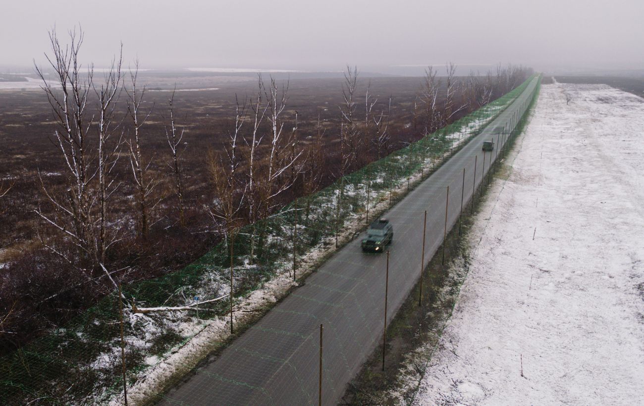 Негода пошкодила антидронові тунелі на прифронтових трасах Запоріжжя