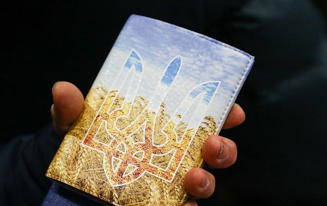 В Германии россияне "маскируются" под украинцев, чтобы бесплатно ездить в транспорте