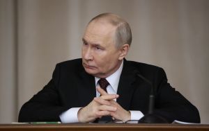 Путін розповів, скільки окупантів РФ стягнула на фронт