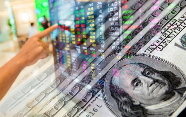 Доллар и евро идут вниз: какой курс на 30 марта и что будет с валютой в апреле