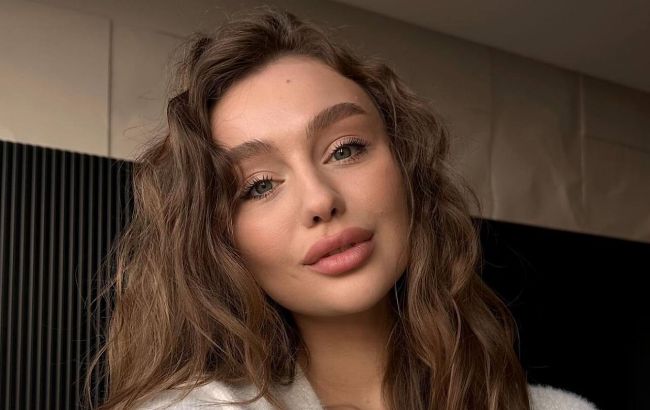 Обирає речі в мас-маркеті: Ніколас Карма дізнався, скільки коштує лук блогерки Тетяни Самбурської