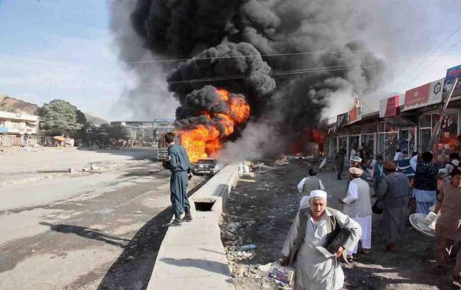 В Афганістані підірвався мікроавтобус з цивільними, є жертви