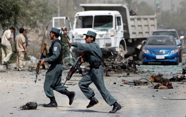 На сході Афганістану пролунав вибух поряд з іноземними дипмісіями, є загиблі