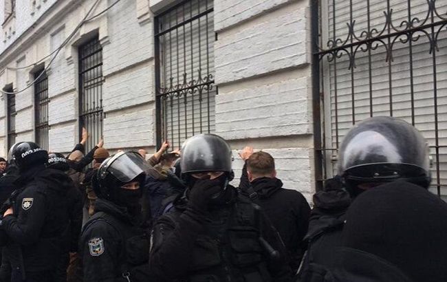 Участникам столкновения под Подольским райотделом могут сообщить о подозрении