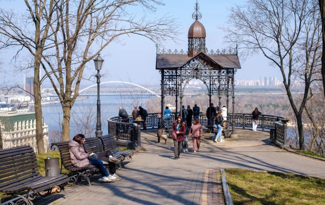 До +19, но в некоторых регионах дождь: какой будет погода в Украине сегодня