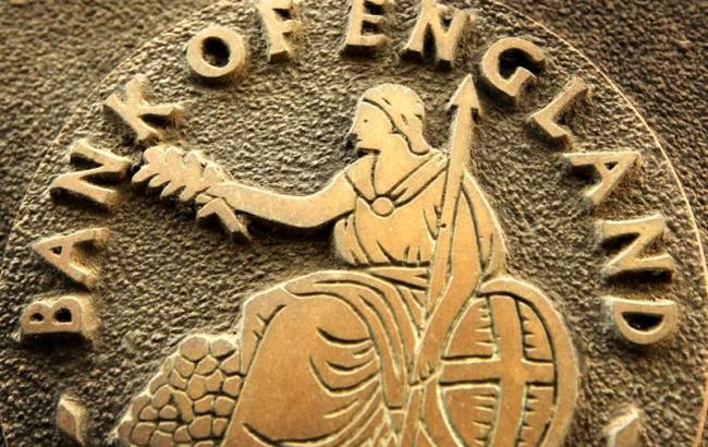 Банк Англії вперше за 7 років знизив облікову ставку