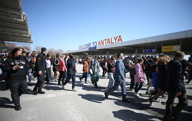 Сколько украинских беженцев находятся в Турции: посол Украины назвал цифру