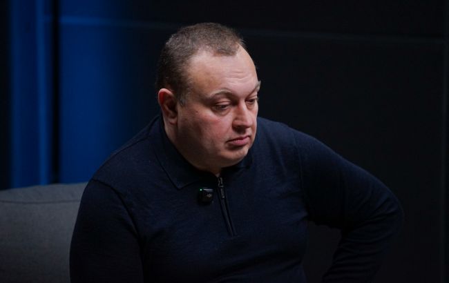 Скільки українців в побуті спілкуються лише російською мовою: відповідь соціолога