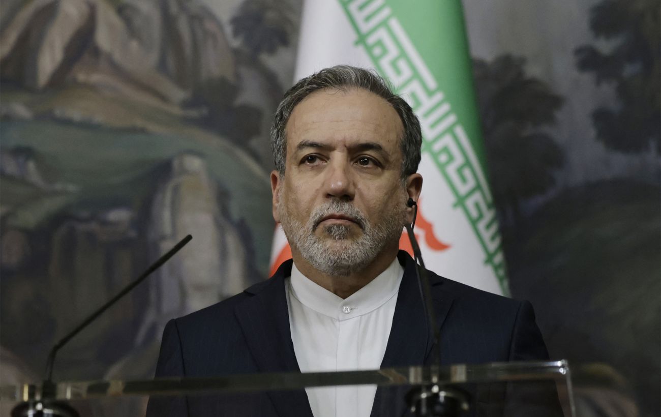 Іран заявляє про спокій у країні, очевидці фіксують стрілянину по протестувальниках