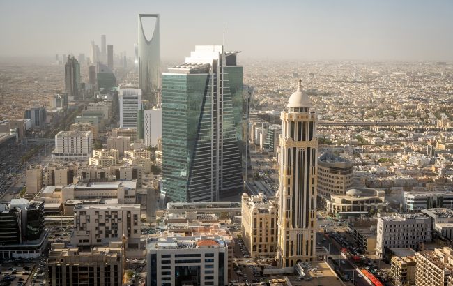 Вертоліт нафтового гіганта розбився в Саудівській Аравії, 14 загиблих