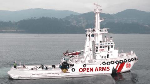 Іспанія прийняла ще один човен з мігрантами, від якого відмовилися Італія і Мальта