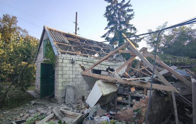 РФ вдарила дронами по Дніпру: в місті спалахнули пожежі та є постраждалі