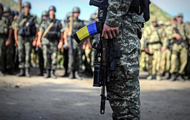 У зоні АТО сьогодні загинули 2 українських військових, - штаб