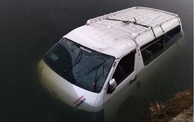 В Египте автобус упал в канал, есть погибшие