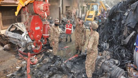 В МИД сообщили, есть ли украинцы среди жертв авиакатастрофы в Пакистане