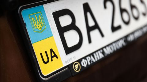 Штрафи за номерні знаки. 6 випадків, коли водії ризикують "влетіти" на гроші