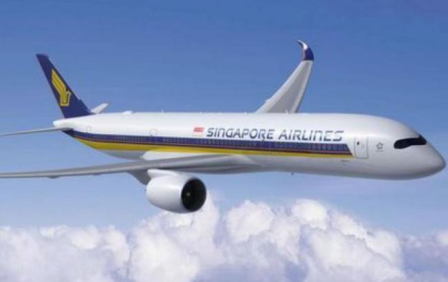 Boeing 777 экстренно вернулся в Сингапур из-за падения давления в салоне