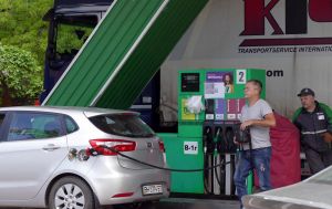 Як можуть зрости ціни на автомобільне паливо з липня: прогноз експертів