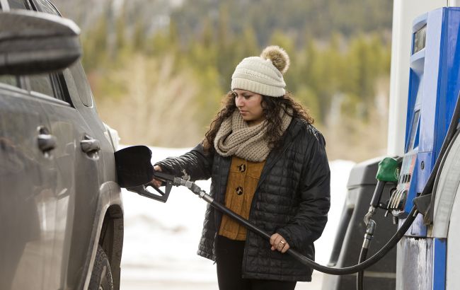 Плохие дороги "ударят" по карманам водителей? Как логистика формирует цену на бензин