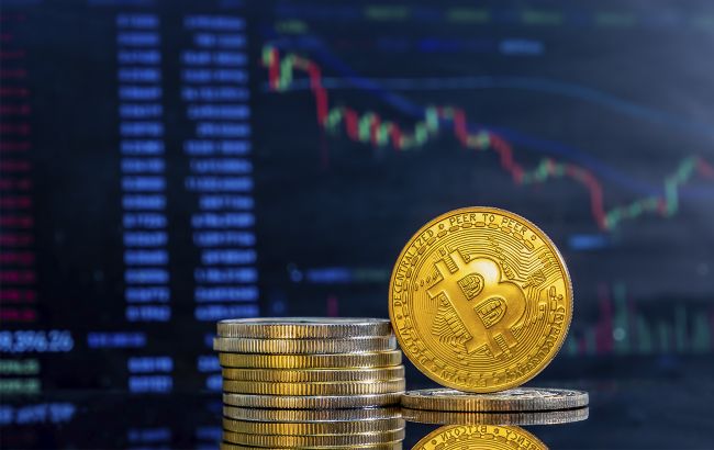 Вперше за півтора роки: Біткоїн досяг позначки 40 тисяч доларів