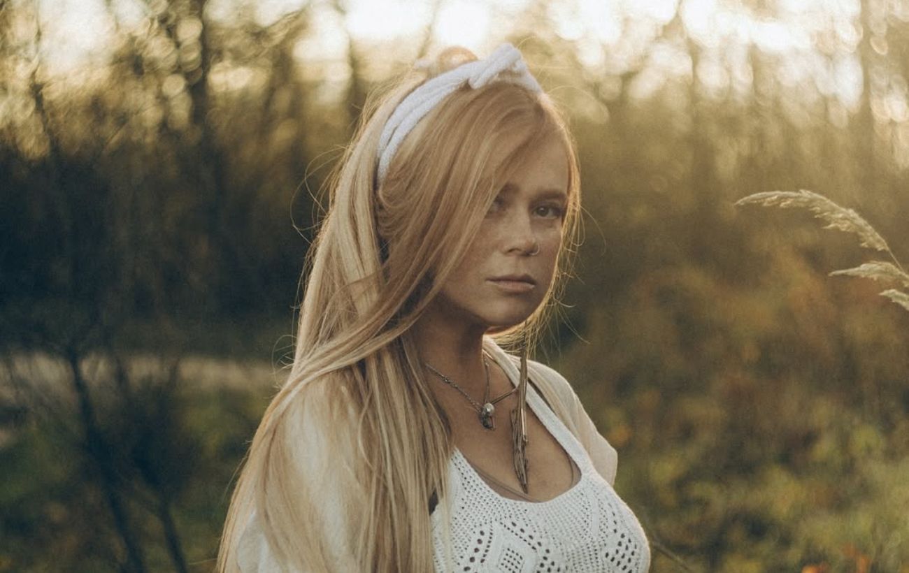 Відома українська співачка вперше стане мамою у 40 років: зворушливі фото