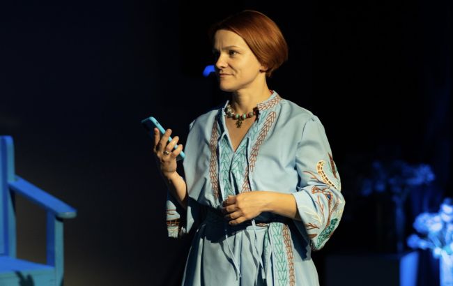 Русалки, подводный мир и магия Полесья: почему стоит увидеть спектакль "Озерний вітер"