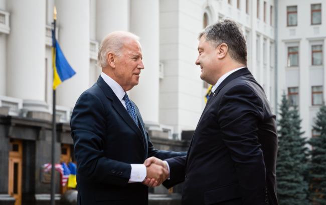 Порошенко: деэскалация на Донбассе и вопрос Крыма были главными темами на переговорах с Байденом