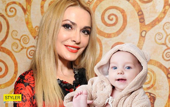 Известная украинская актриса официально подтвердила, что стала бабушкой
