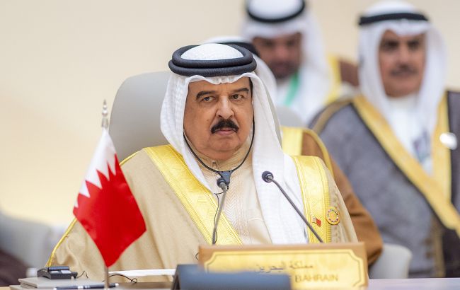 Король Бахрейна вызвался быть очередным посредником между Украиной и Россией