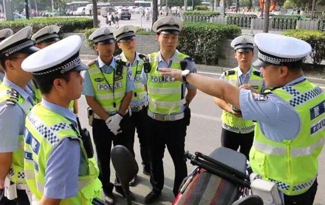 В Китае уволили из КПК двух чиновников за использование Фэншуй
