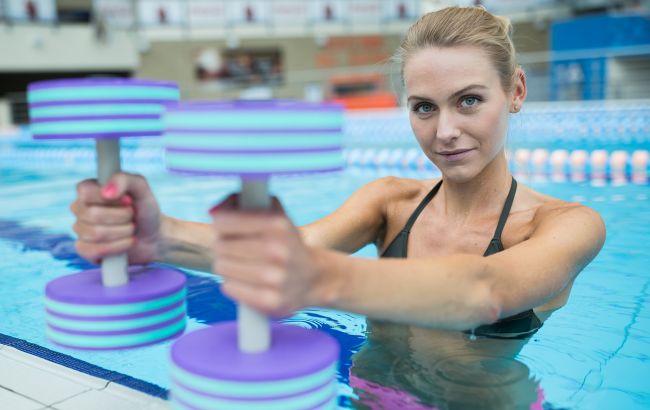 Справка в бассейн от врача не обязательна: украинцам опровергли советский миф