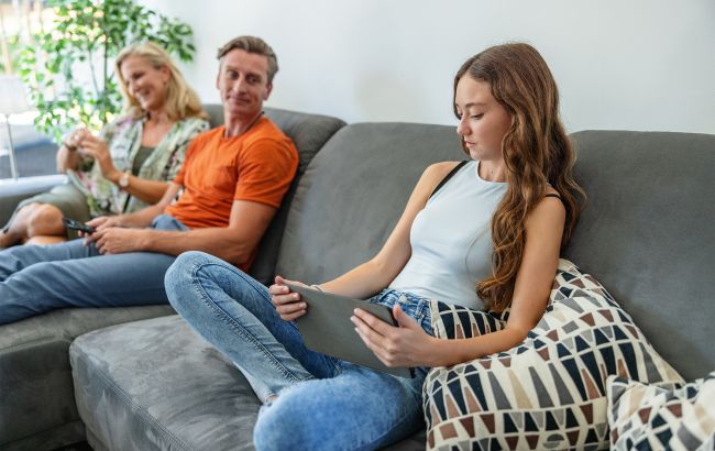 Перше кохання: як одна помилка батьків може назавжди зруйнувати довіру підлітка