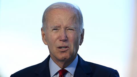 Байден может ввести масштабные санкции против энергетического сектора России, - WP