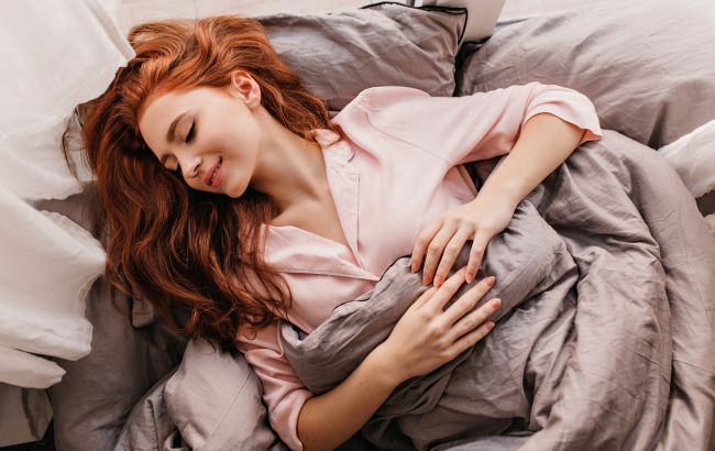 Что нельзя делать на кровати, чтобы не навредить здоровью: эти ошибки делают все