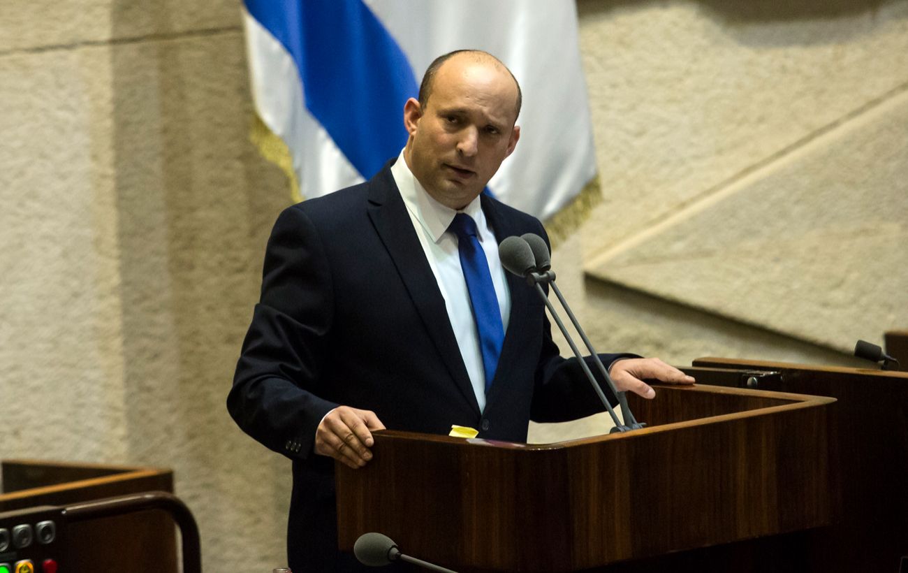 Израиль в нескольких шагах от "бури заражения" COVID в невиданных ранее масштабах, - премьер