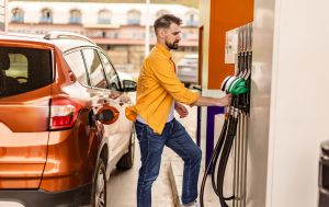 Ціни на АЗС зросли: скільки коштує бензин, дизель та газ 28 серпня