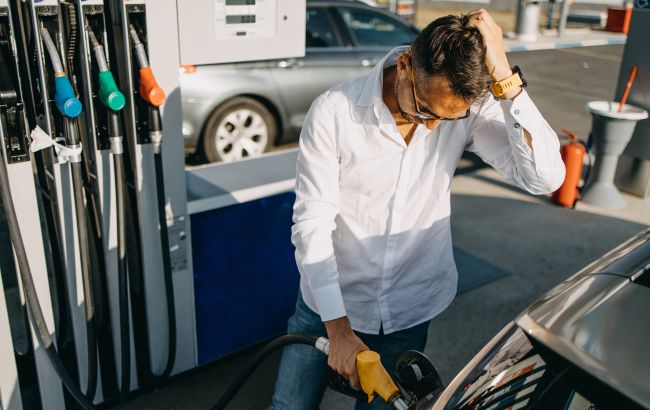 Дизель прибавил еще 2 грн в цене: где подорожало топливо в начале апреля