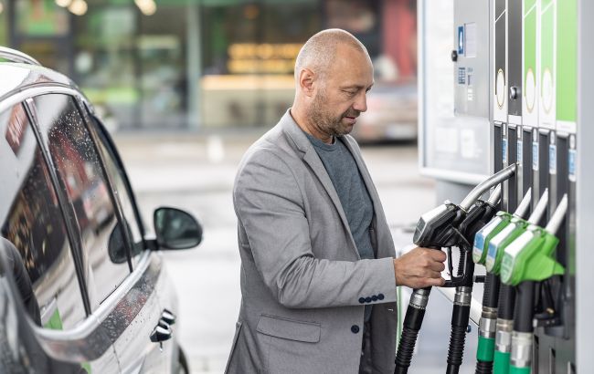 Високі ціни обвалили попит на пальне: що зараз відбувається на українських АЗС