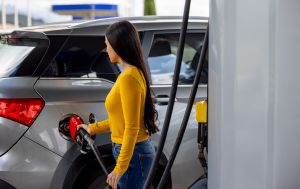 Дизель різко подорожчав: порівняння цін на АЗС 14 квітня та де заправитись дешевше