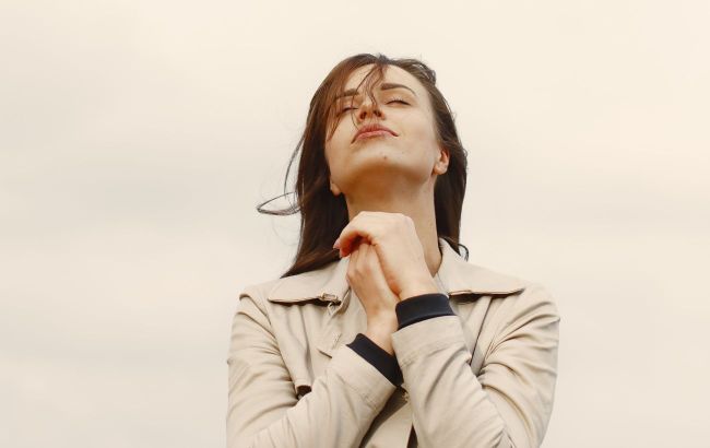 Бачать прекрасне у всьому. Названо знаки Зодіаку з серцями поетів