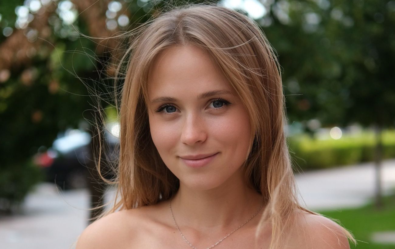 Анна Кошмал жалаңаш бейне Анна Кошмал жалаңаш бейне