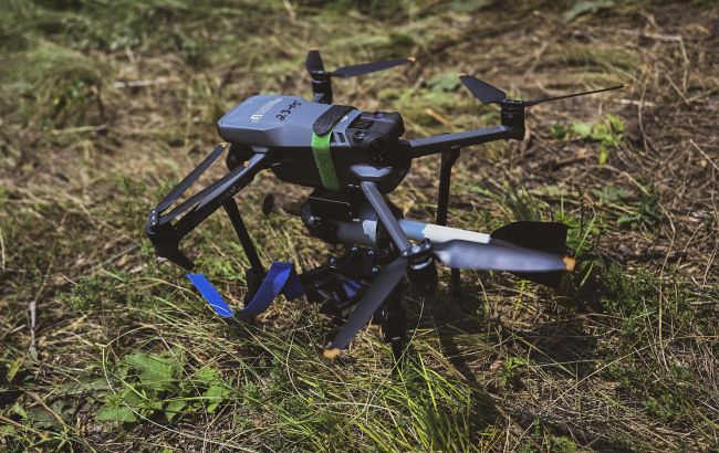 Подружжя з Києва перетворило свою квартиру на "фабрику дронів" (відео)