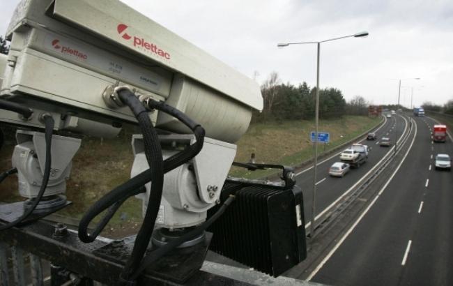 Дорожні камери в Україні вже працюють, але порушення ще не фіксують