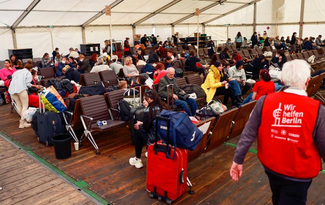 У Німеччині закликали повернути придатних до служби українців на батьківщину