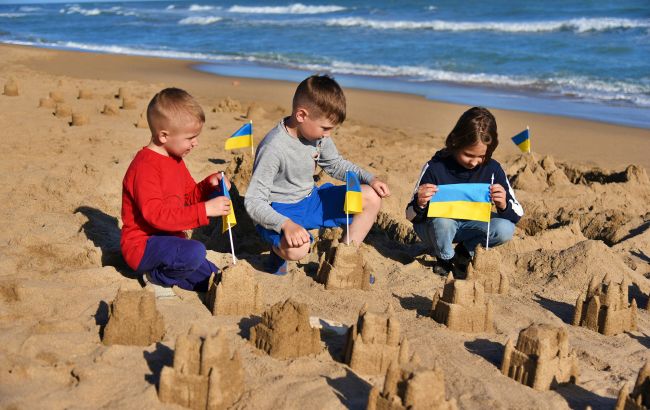 Испания вошла в топ-5 стран по количеству украинских беженцев: где они поселились