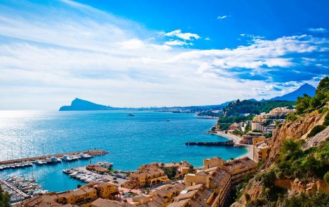 По-дешевці в Іспанії: луганські судді кинулися скуповувати житло за кордоном