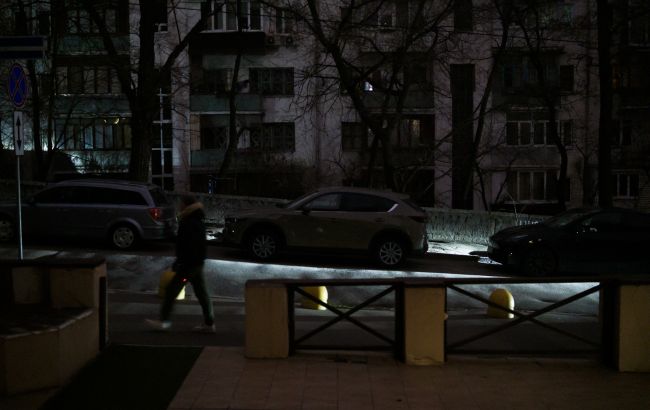 Знову без світла: в "Укренерго" попередили про відключення 15 січня