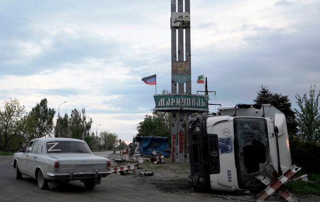 У Маріуполі окупанти будують військову базу, обіцяючи місцевим житло