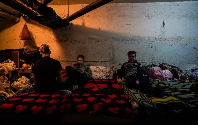 На готовность 12 часов. В Раде взялись за бомбоубежища