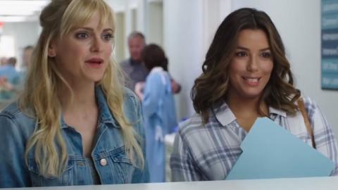 Фільм "За бортом": дивитися онлайн трейлер